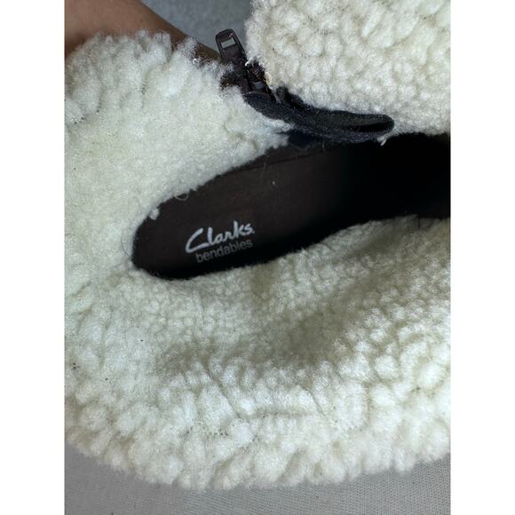 Clark’s Bendables Women’s sz 9 Brown Suede Faux Shearling Cuff 2 Way Bootie - Picture 6 of 11